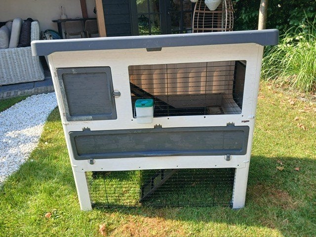 konijnenhok kunststof gebruikt, Dieren en Toebehoren, Ophalen, 90 cm of meer, Hok, Gebruikt