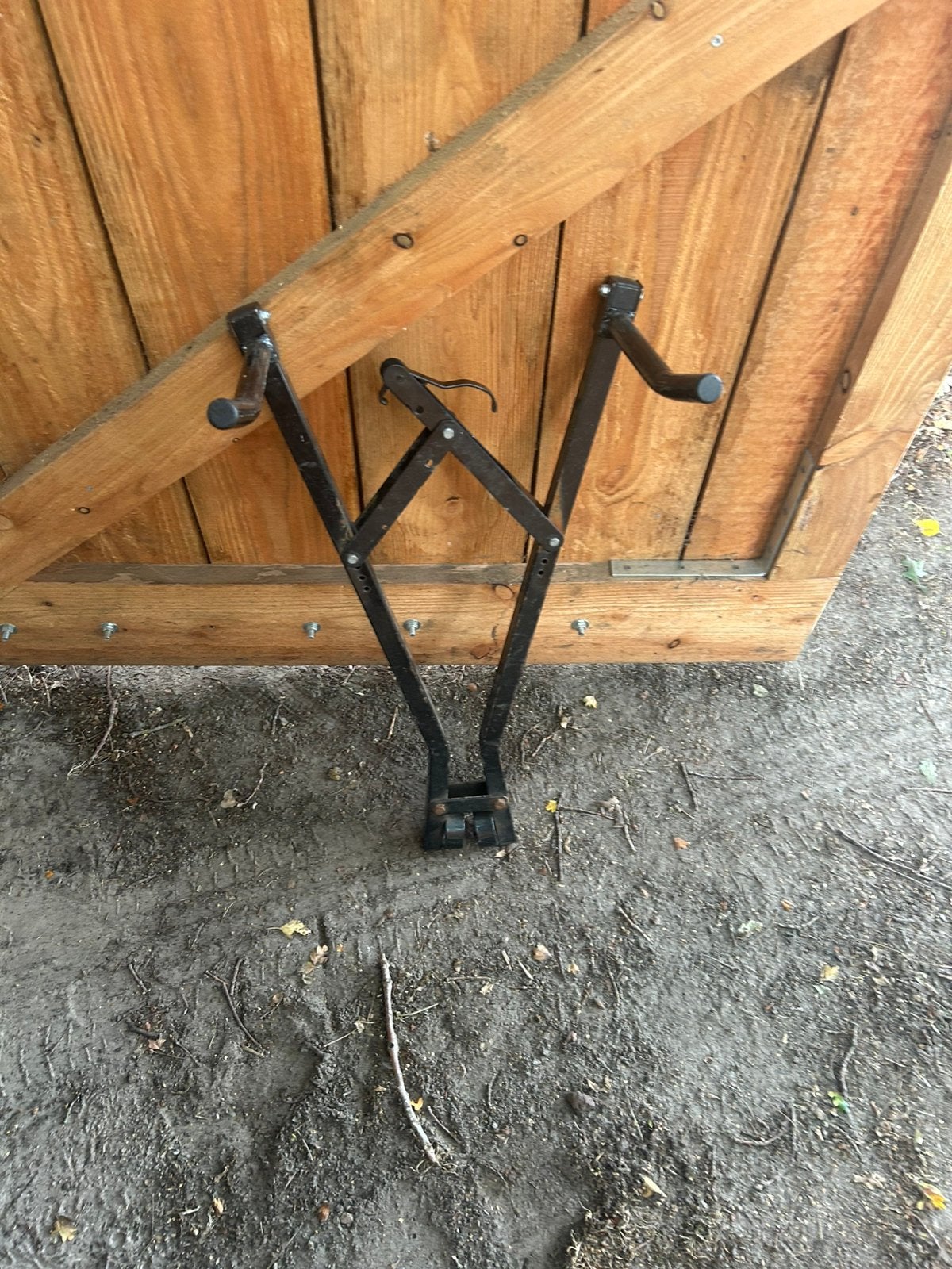 Eenvoudig fietsenrek, Ophalen, 2 fietsen, Gebruikt, Trekhaakdrager