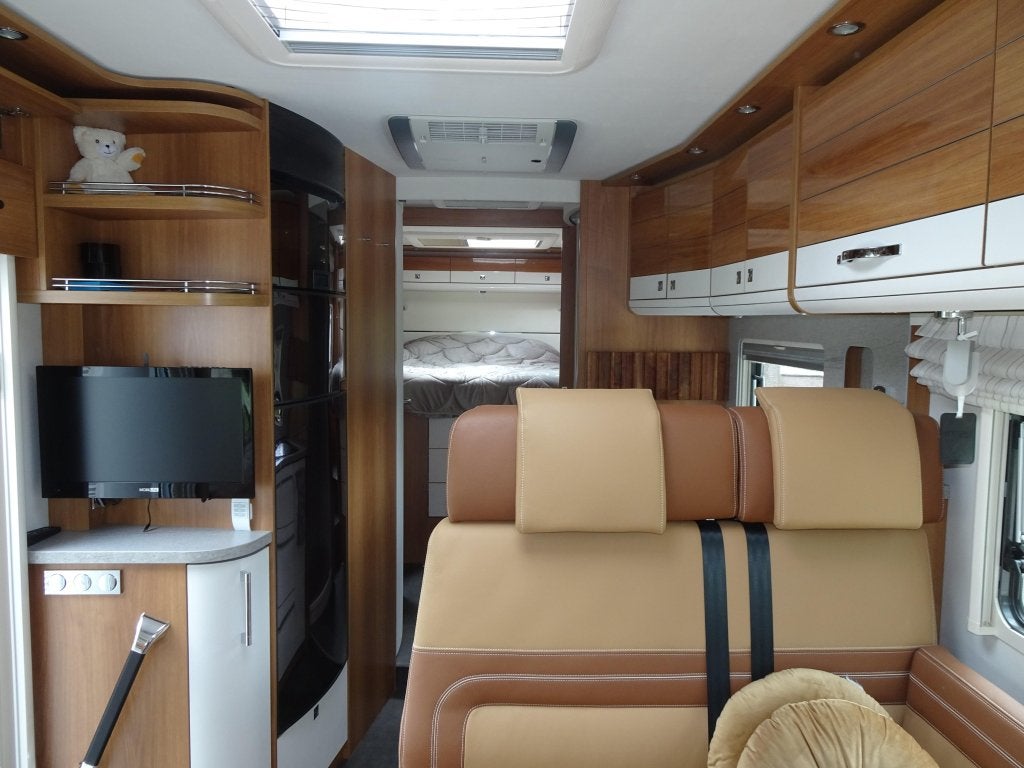 Unieke Dethleffs Globetrotter Premium XL-I7850, Integraal, Fiat, Vloeistofverwarming, Bedrijf