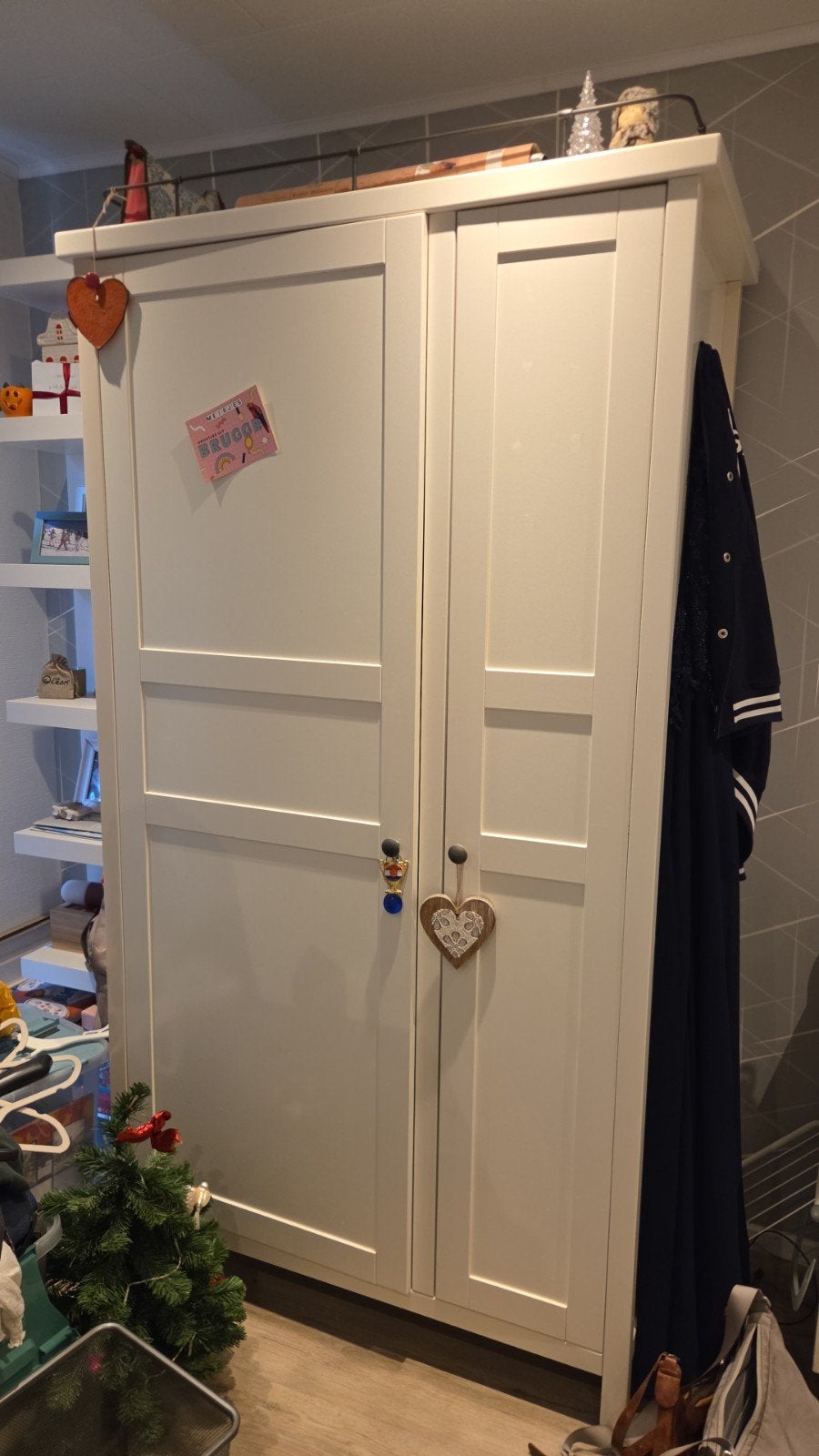 Ikea Hemnes Witte kledingkast met twee deuren, Ophalen, 100 tot 150 cm, Zo goed als nieuw, 150 tot 200 cm