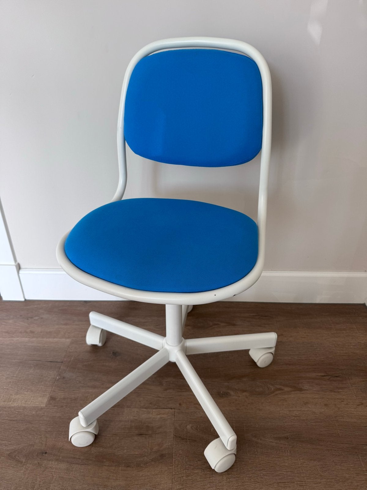 IKEA ÖRFJÄLL Bureaustoel - Blauw en Wit, Ophalen, Gebruikt, Blauw, Bureaustoel