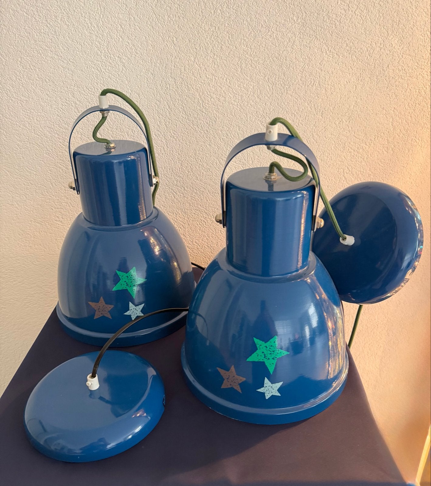Set van 2 Lief! Lifestyle "Teun" Hanglampen - Blauw met Ster, Huis en Inrichting, Industriële hanglampen NL merk Lief! Lifestyle model "Teun"