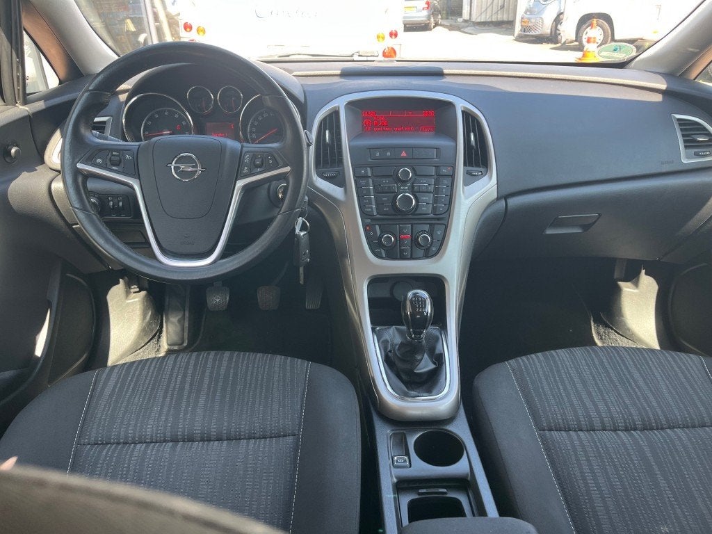 Opel ASTRA 1.4 Turbo Edition Airco Cruise El.ramen, Auto's, Euro 5, Gebruikt, 680 kg, 4 cilinders