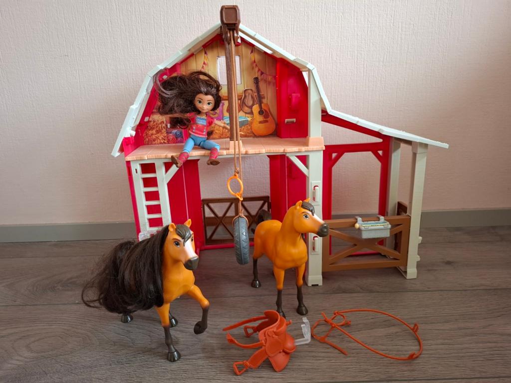 Spirit Untamed schuur speelset, Kinderen en Baby's, Speelgoed | Playmobil, Ophalen, Zo goed als nieuw