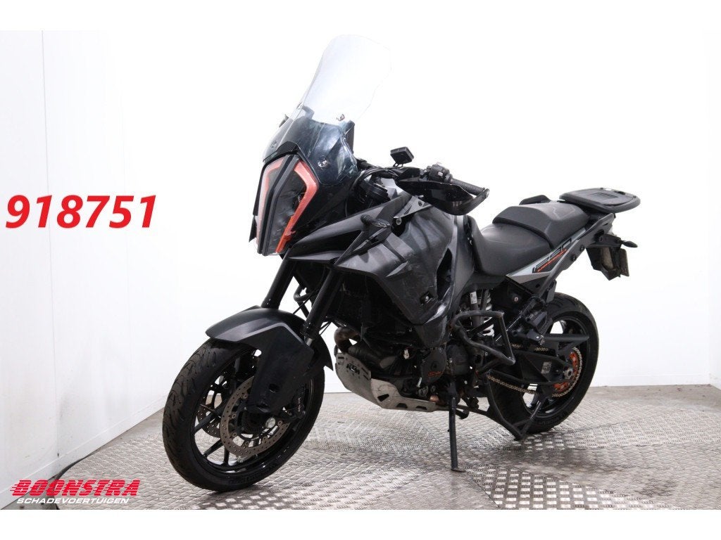 KTM 1290 Super Adventure S ABS LED Cruise Heigrziffe Akrapov, Overige merken, Dopplerlaan 4
9207HC  DRACHTEN, NL, Boonstra Schadevoertuigen