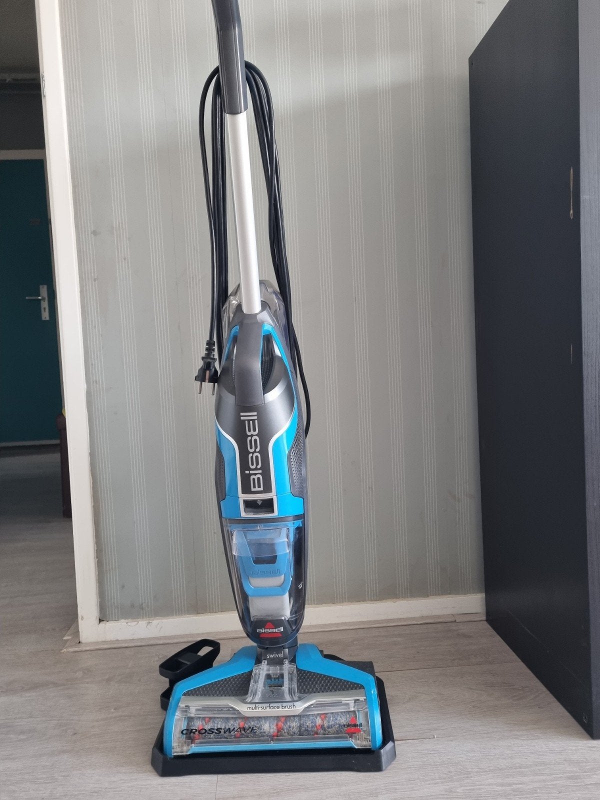 Stofzuiger met dweil functie, nieuw !, Witgoed en Apparatuur, Stofzuigers, Ophalen