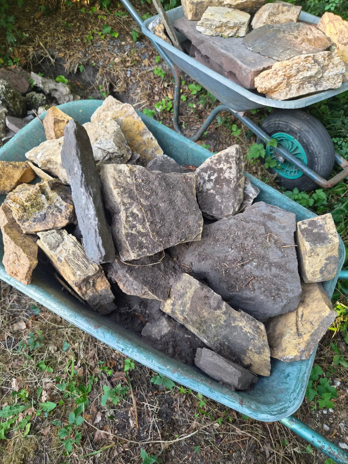 Gratis diverse natuurstenen rotsen en keien, Ophalen, Overige materialen, Gebruikt, Kei