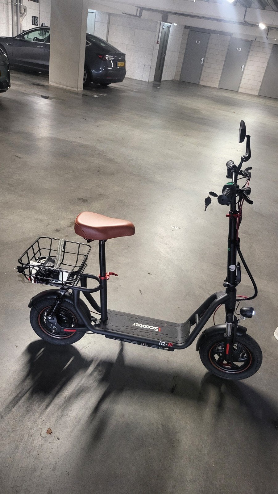 Elektrische step met zitje en mandje, Ophalen, Zo goed als nieuw, Elektrische step (E-scooter), IScooter