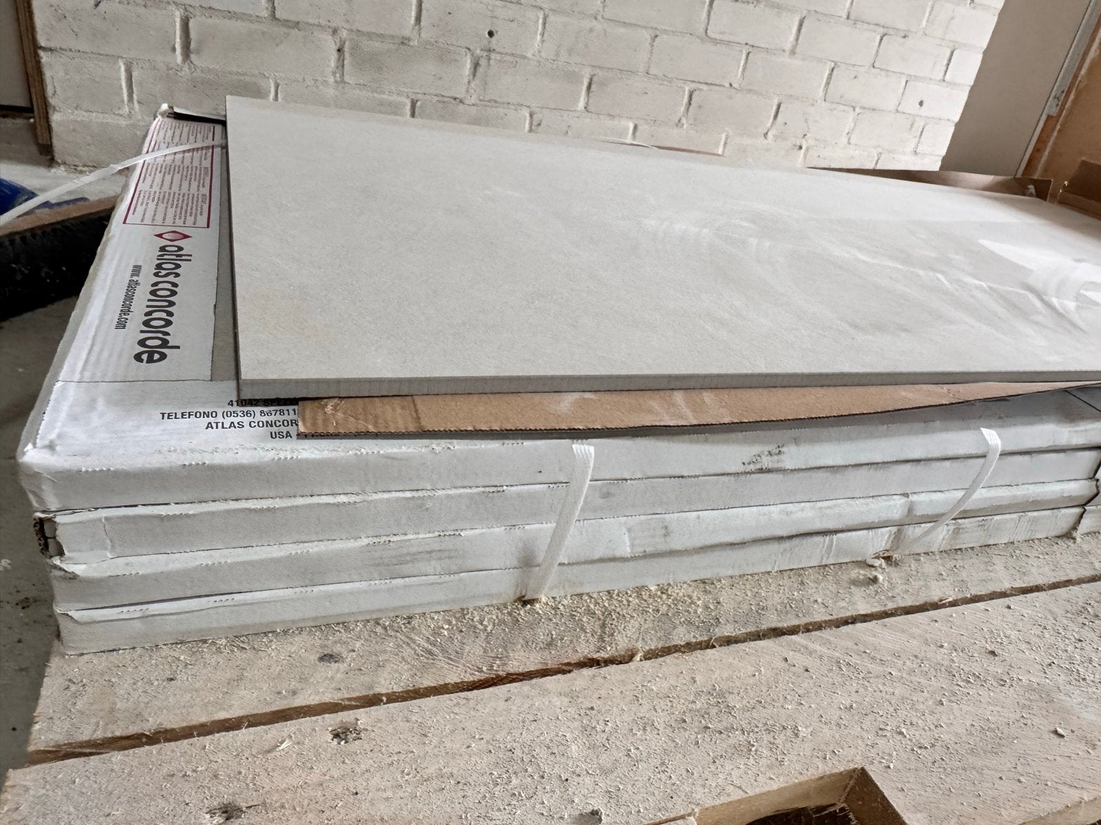 Nieuwe Atlas Vloertegels Beton Cire Look Keramiek 60x120 cm, Ophalen, 60 cm of meer, Keramiek, Nieuw