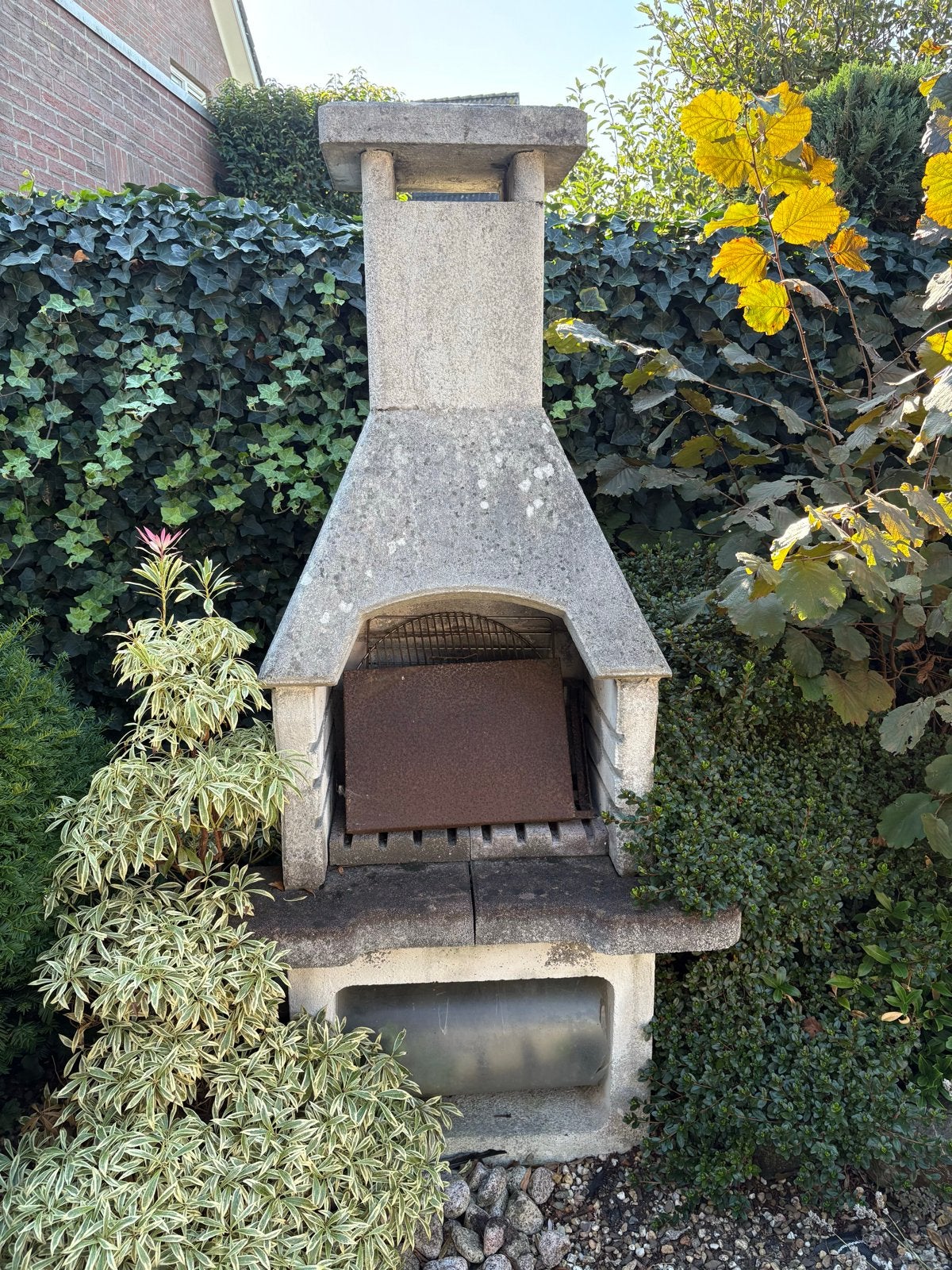 Stenen BBQ voor buiten - Perfect voor zomeravonden, Ophalen of Verzenden, Gebruikt