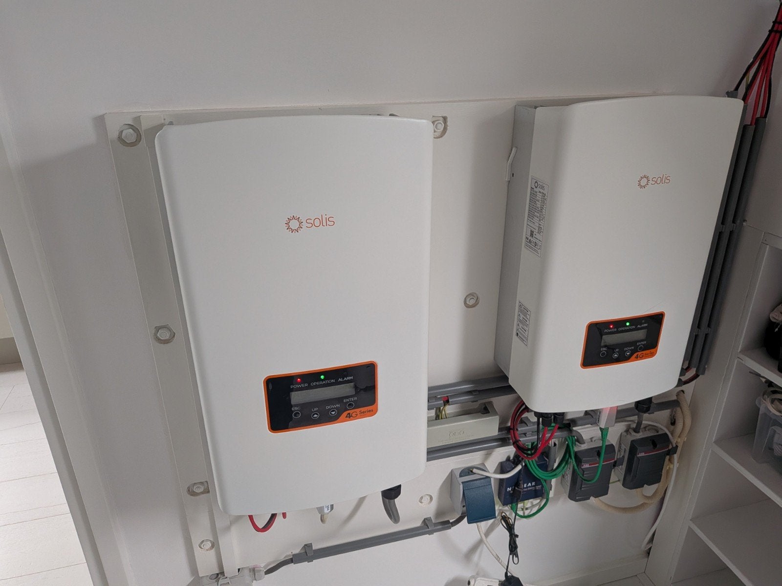 Solis 3 fase 6kw omvormer + datalogger, Ophalen