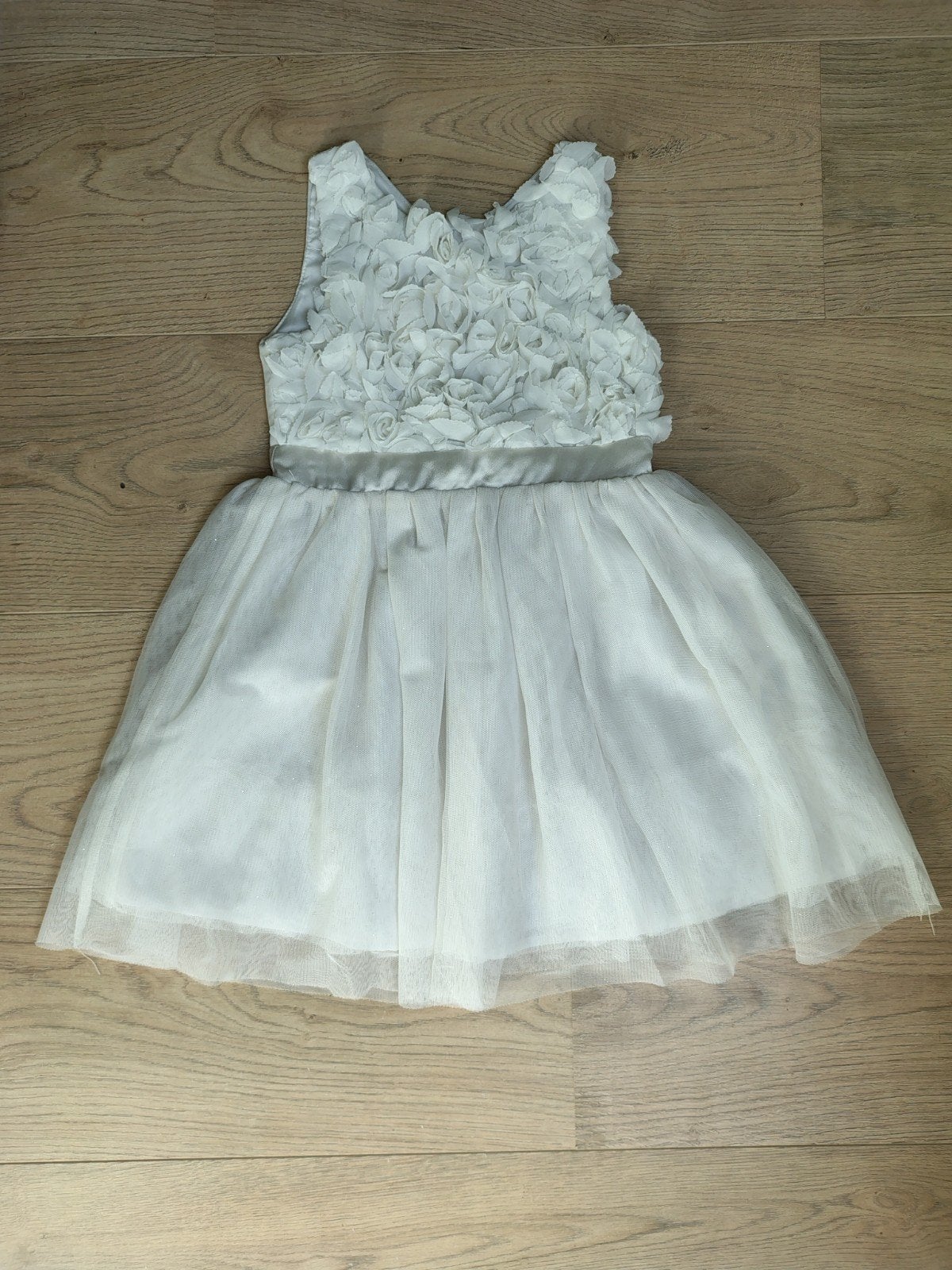 Witte jurk meisje tule bloemen geschikt voor bruiloft mt 104, Meisje, H&M, Ophalen of Verzenden, Zo goed als nieuw