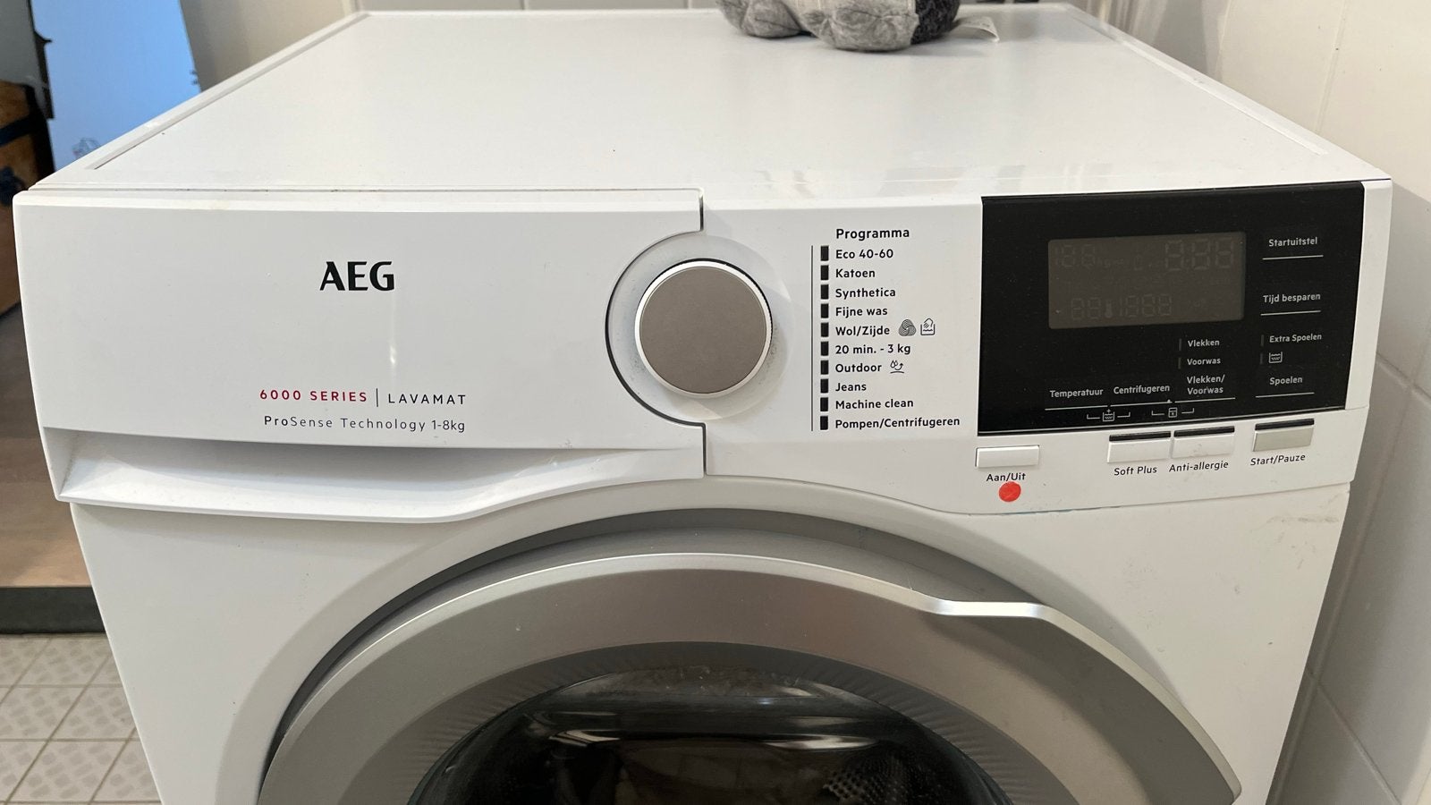 AEG 6000 serie wasmachine - 3 jaar oud, goede staat, Witgoed en Apparatuur, Wasmachines, Ophalen, 1200 tot 1600 toeren, 8 tot 10 kg