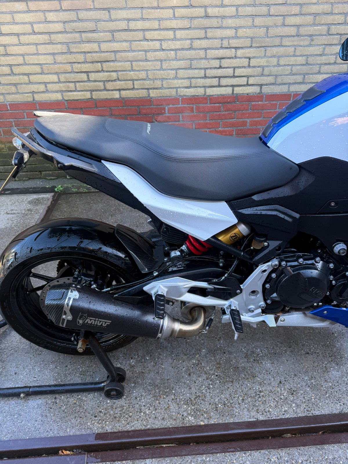 Origineel BMW Extra Hoog Zadel voor F 900 R, Ophalen of Verzenden, Gebruikt
