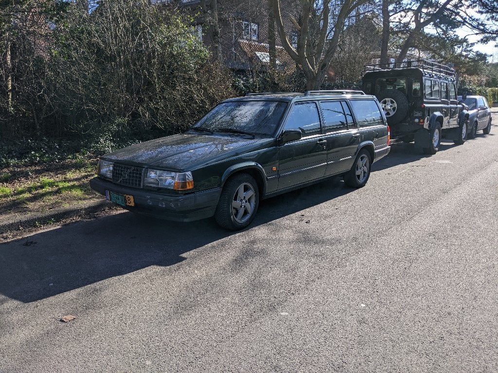 Volvo 940 2.4 LPT turbo AUTOMAAT 1997 Groen metallic, Automaat, 4 cilinders, Origineel Nederlands, Grijs