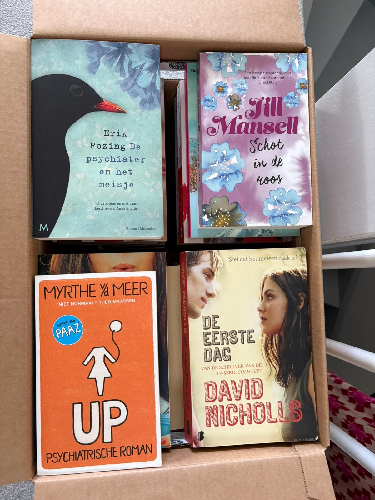 Twee verhuisdozen met boeken, Ophalen, Gelezen, Verschillende onderwerpen