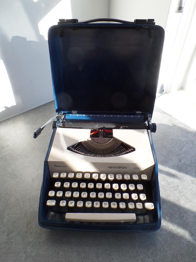Remington typemachine Sperry Rand Envoy III, Ophalen of Verzenden, Gebruikt