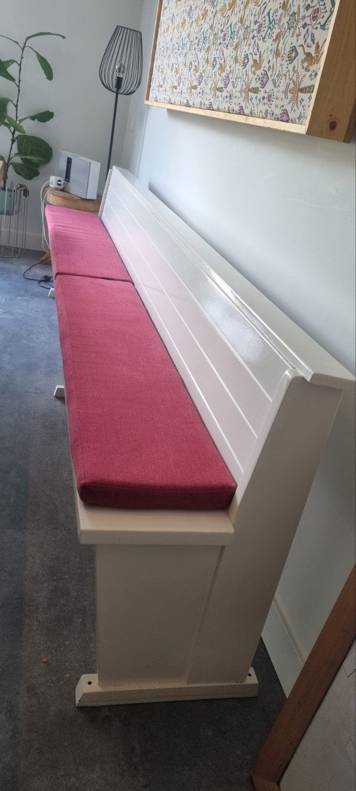 Charmant kerkbankje met op maat gemaakt zitkussen, Minder dan 75 cm, Ophalen of Verzenden, Zo goed als nieuw, Stof