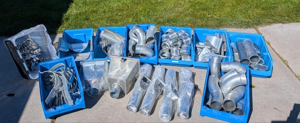 Grote partij zinken onderdelen en hulpstukken, Doe-het-zelf en Verbouw, Metalen, Ophalen, ., ., .