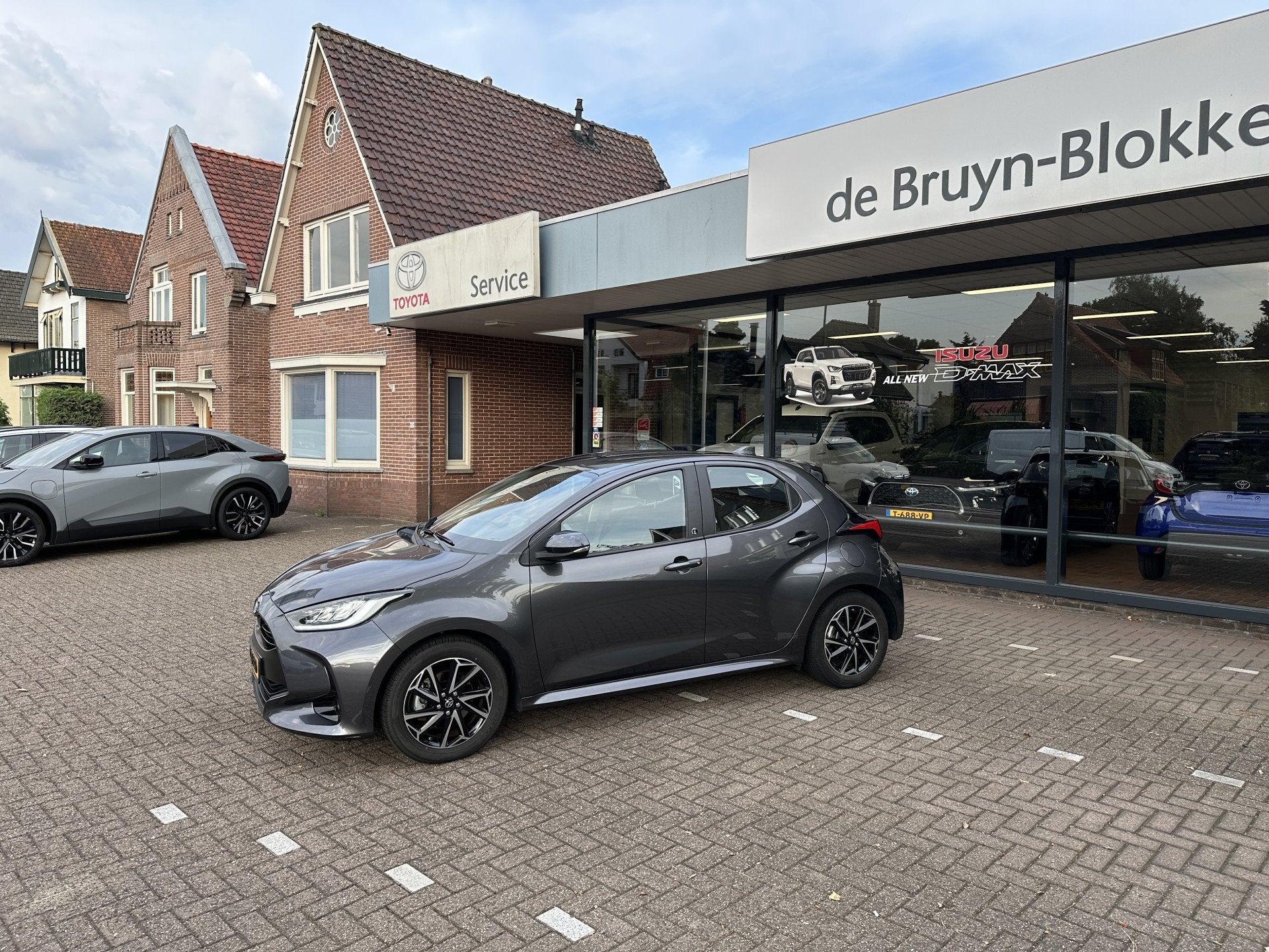 Toyota Yaris 1.5 Hybrid Dynamic Apple Carplay / Anroid Auto, 12 maanden, Gebruikt, Euro 6, 49 €/maand