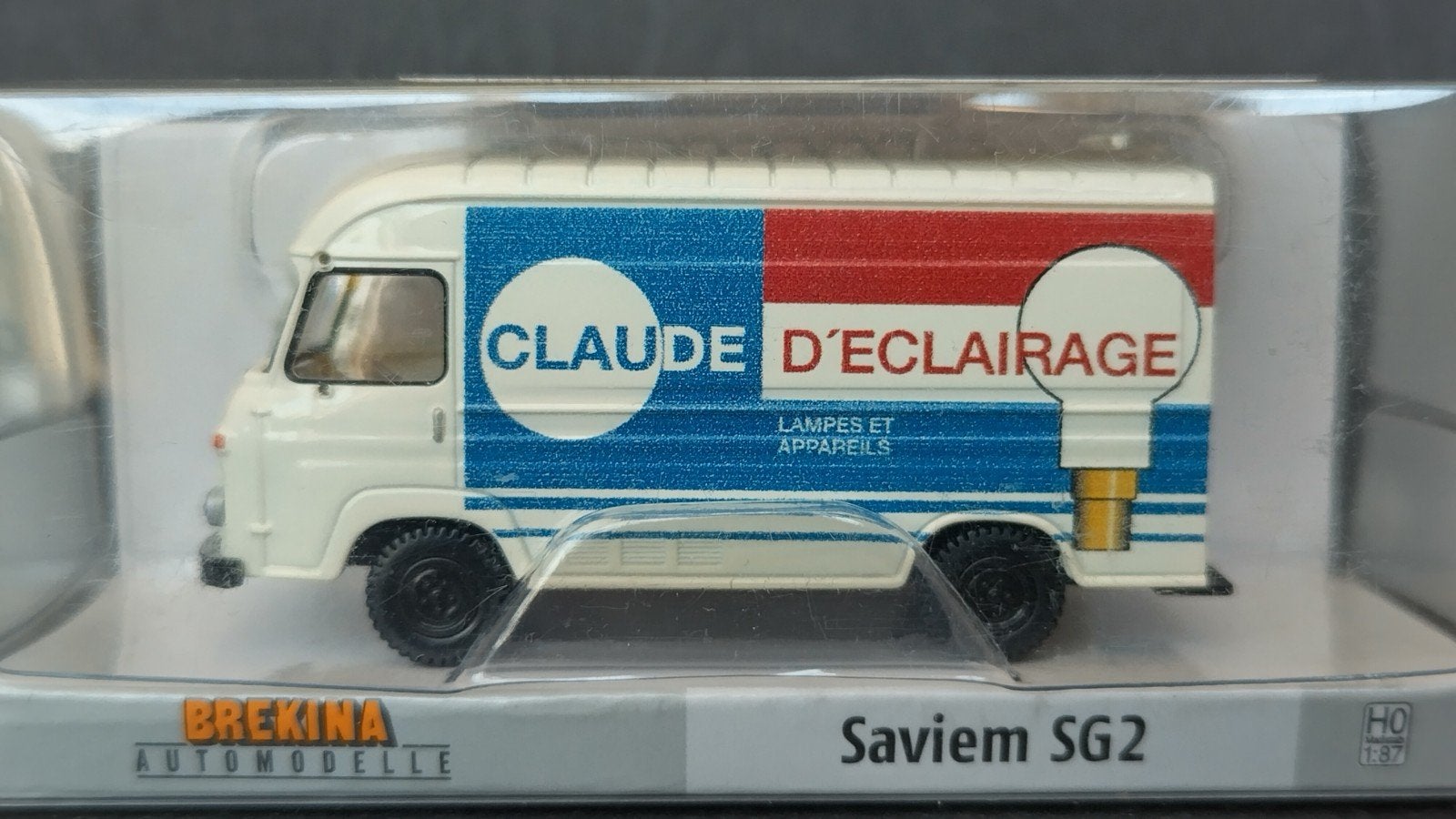 Renault Saviem SG2 Claude D' Eclairage 1:87 Brekina Pol, ., Ophalen of Verzenden, Bus of Vrachtwagen, Brekina