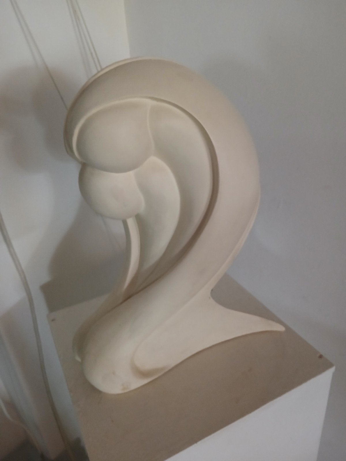 Abstracte sculptuur van gips, modern design, Gips, Ophalen of Verzenden, Handgemaakt, 20 - 50 cm