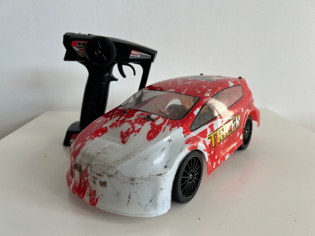 Himoto Tricer 2,4ghz 1/18 rc auto, Ophalen of Verzenden, Gebruikt, Overige schalen, Auto offroad