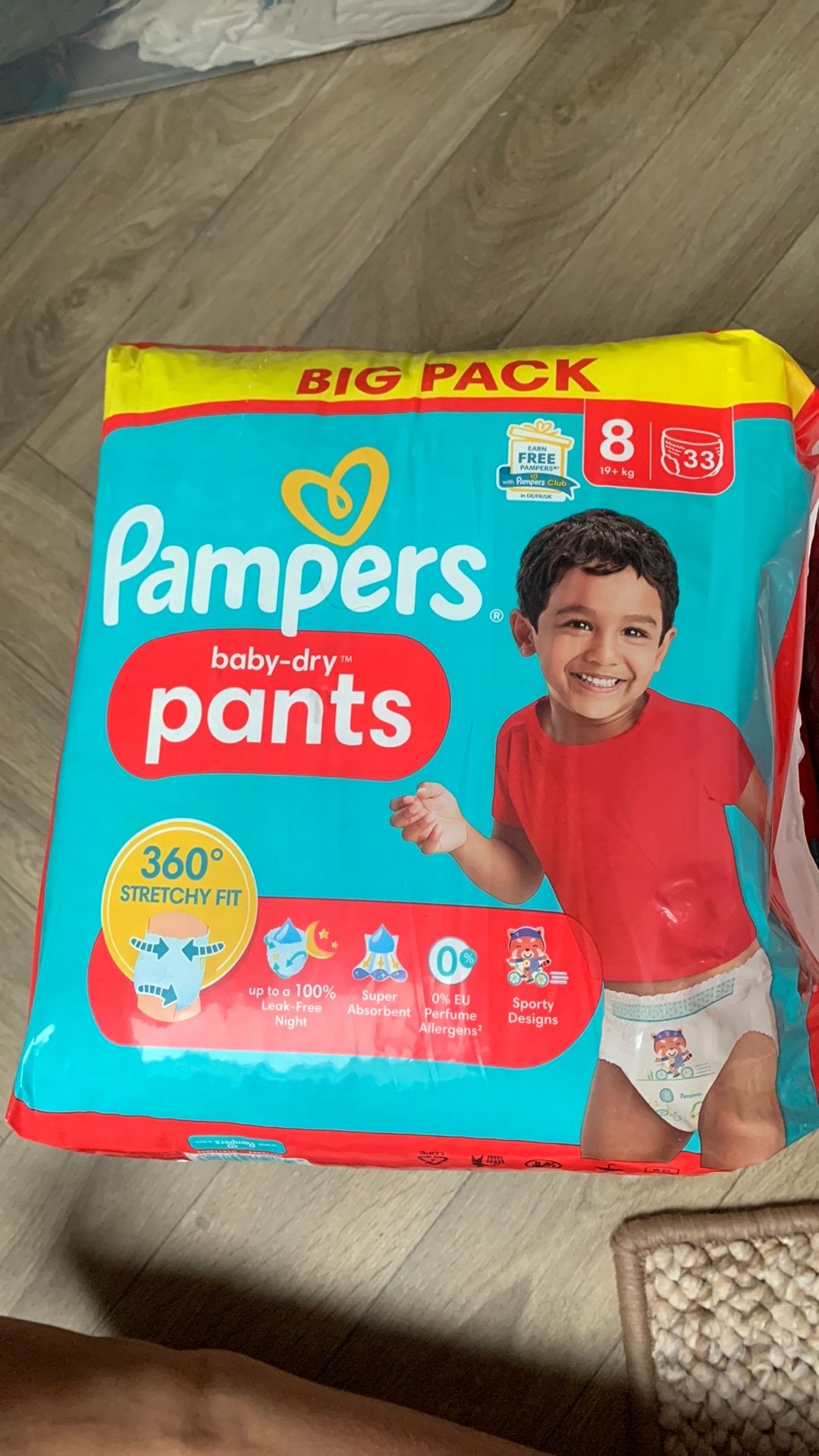 Luiers Pampers Baby dry - maat 8 pants - 264 totaal, Kinderen en Baby's, Ophalen, Nieuw, Overige typen