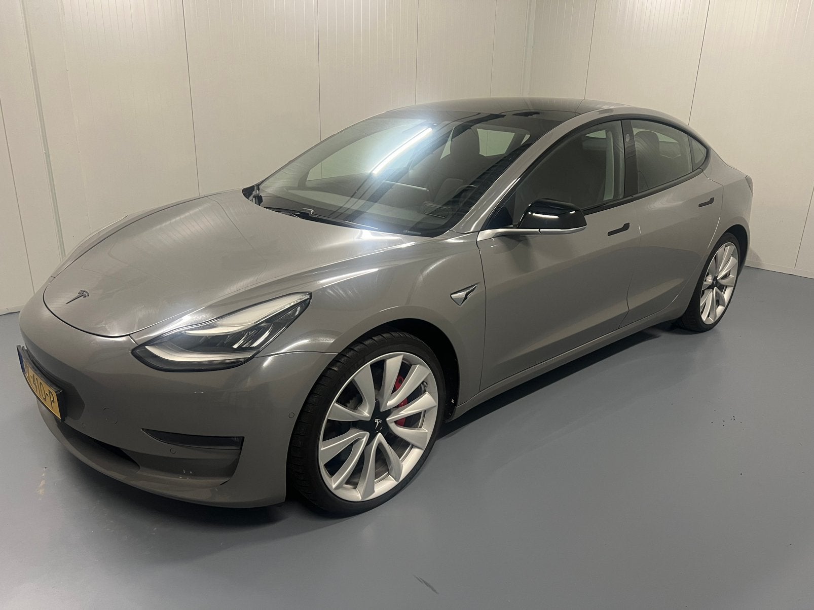 Tesla Model 3 Performance | FSD | Nardo Gray wrap | 2019, Auto's, 1831 kg, Zwart, Vierwielaandrijving, Sedan