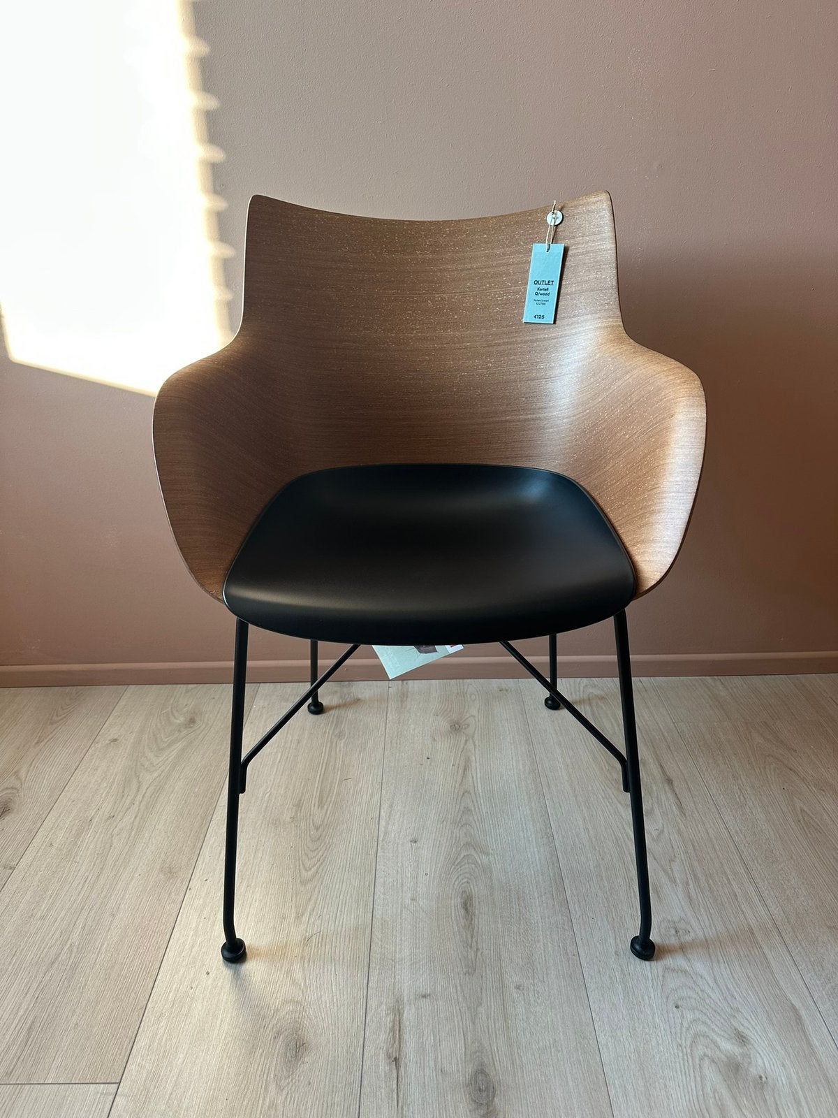 Kartell Q/Woood, Huis en Inrichting, Stoelen, Ophalen, Zo goed als nieuw, Zwart