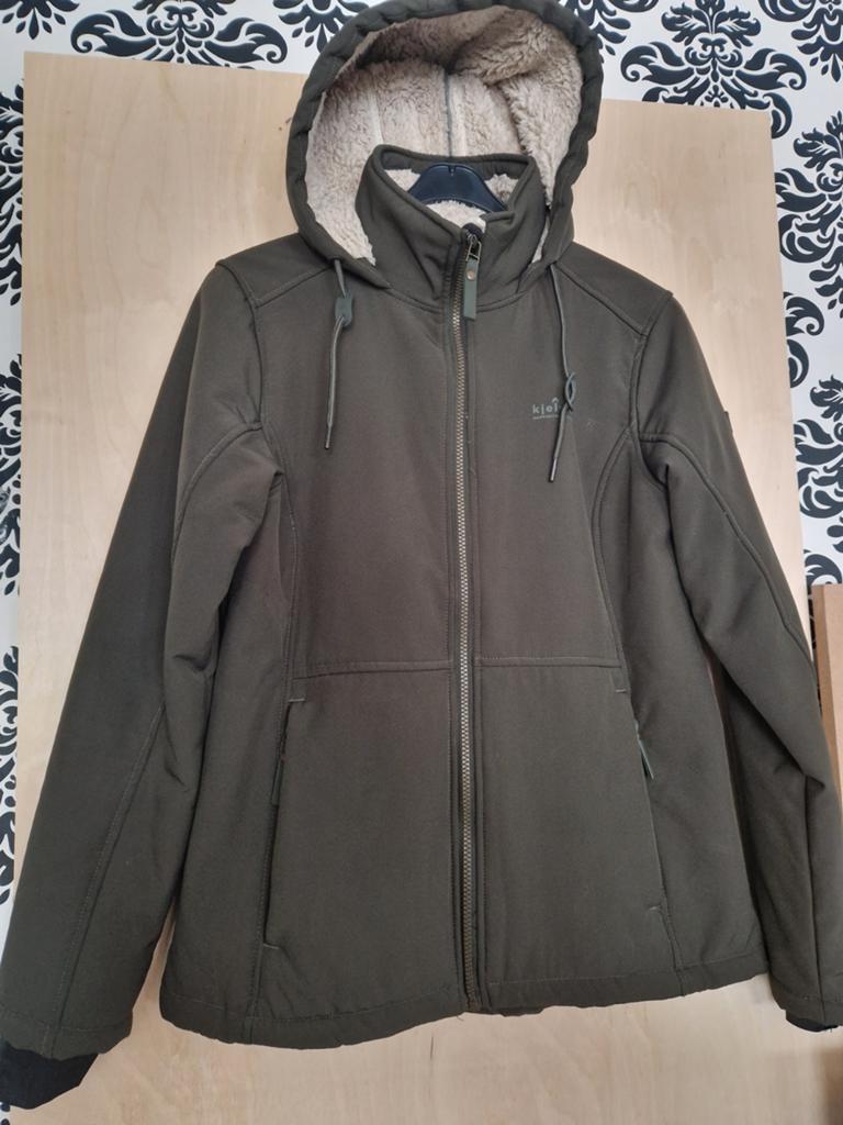 Kjelvik Softshell Jas Dames maat M, Zo goed als nieuw, Kjelvik, Groen, Ophalen
