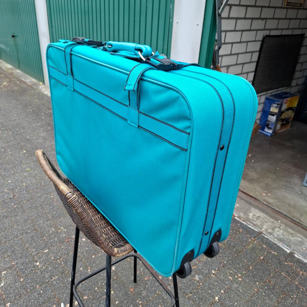 Koffer zgan 1x gebruikt, Sieraden, Tassen en Uiterlijk, Koffers, Ophalen, Hard kunststof, Minder dan 50 cm