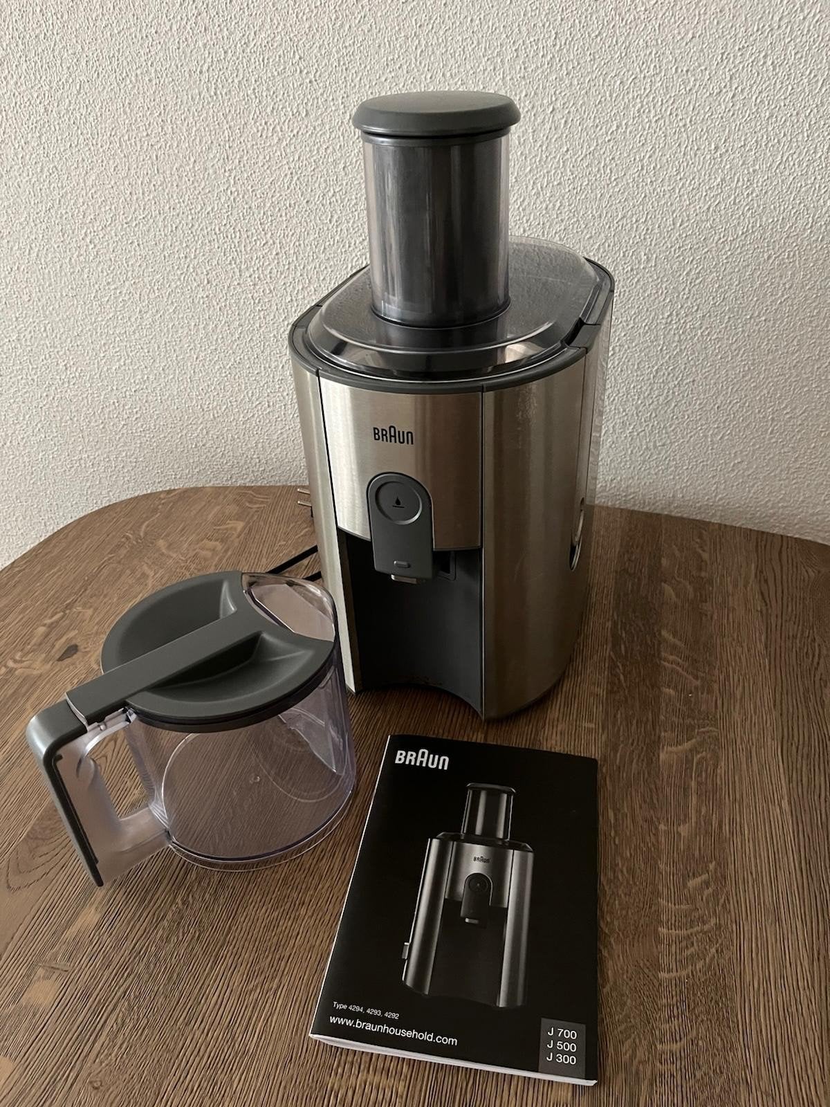 Braun J700 4294 Slow Juicer - Zo goed als nieuw, 1 tot 2 liter, Ophalen of Verzenden, Zo goed als nieuw, 1 snelheid