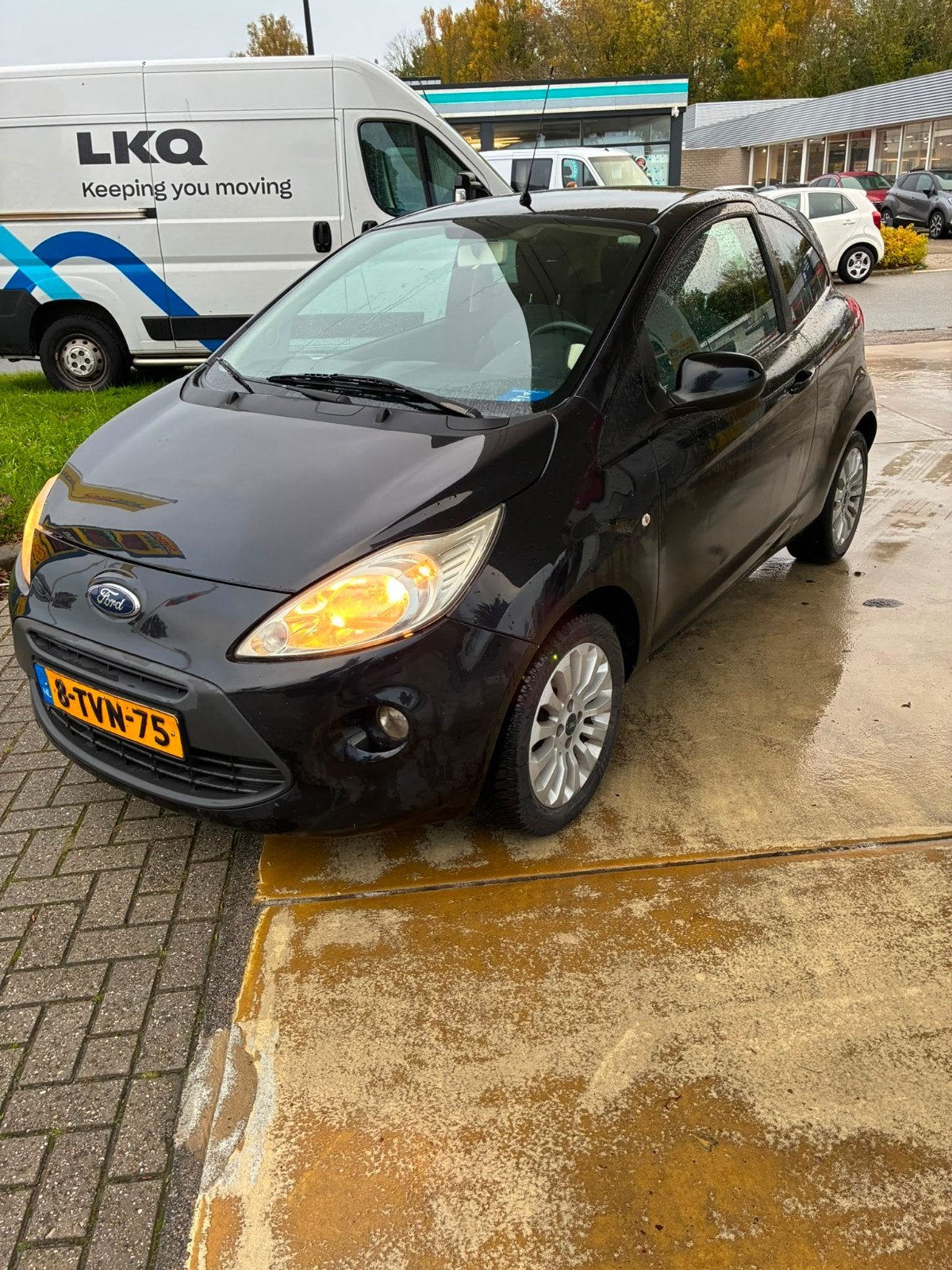 Ford Ka 1.2 51KW 2010 Zwart, Auto's, Voorwielaandrijving, 1242 cc, 4 cilinders, 4 stoelen