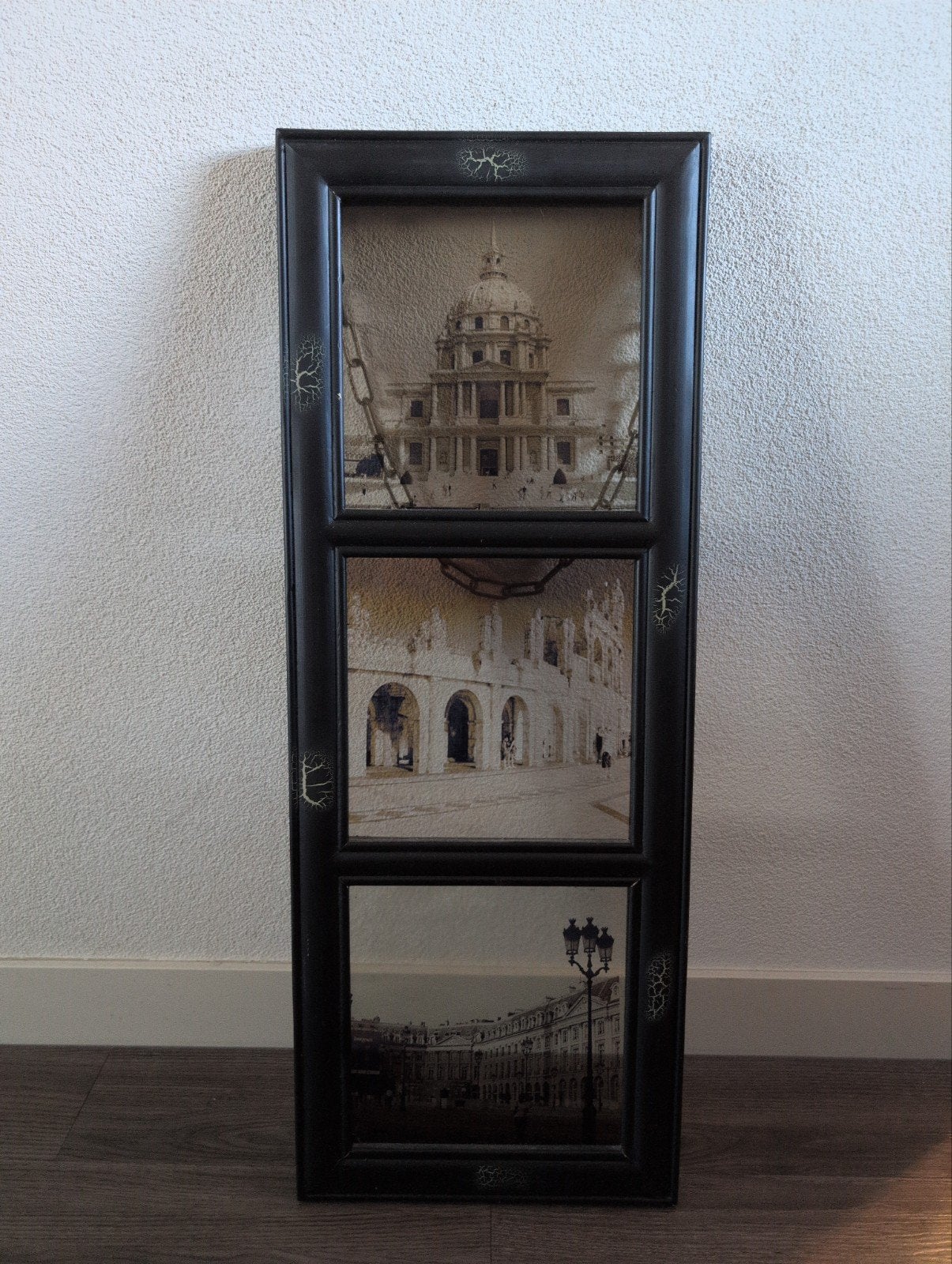 Zwarte fotolijst met 3 afbeeldingen - 80x30 cm, Gebruikt, Ophalen of Verzenden, Fotolijst, Zwart