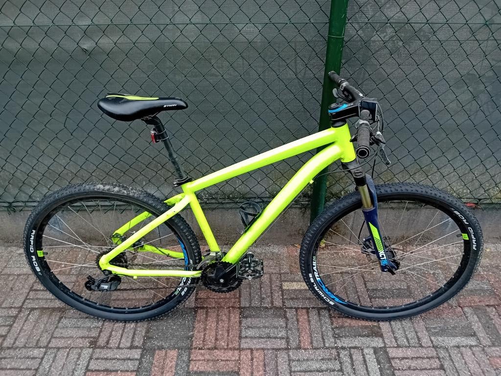 B-twin Mountainbike - Hardtail met Schijfremmen, Gebruikt, Hardtail, Heren, 49 tot 53 cm