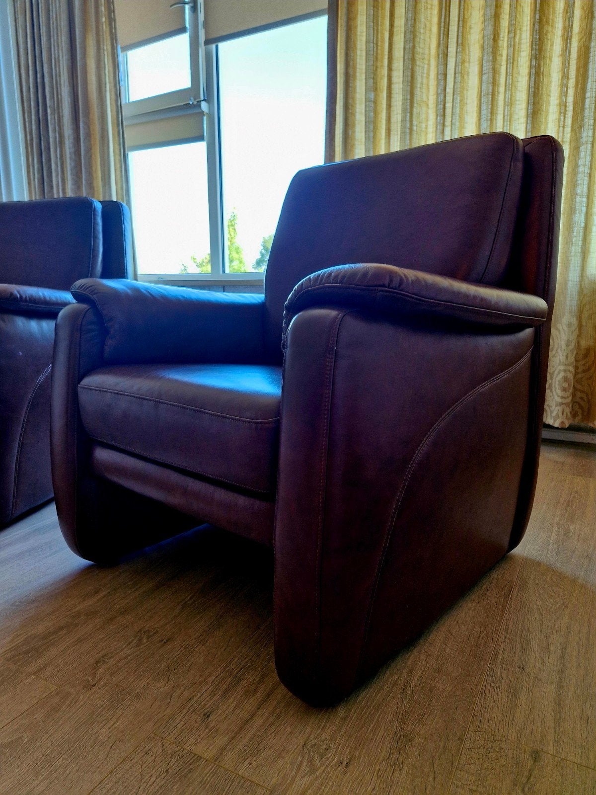 Twee hoogwaardige kalfsleren fauteuils - cognac, Ophalen, Zo goed als nieuw, Leer