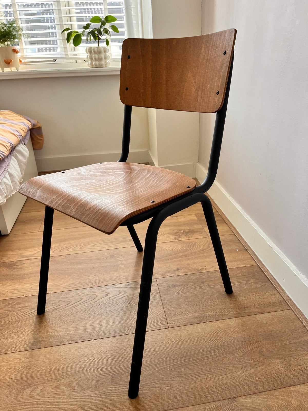 houten stoel met metalen frame, Ophalen, Overige kleuren, Zo goed als nieuw, Eén