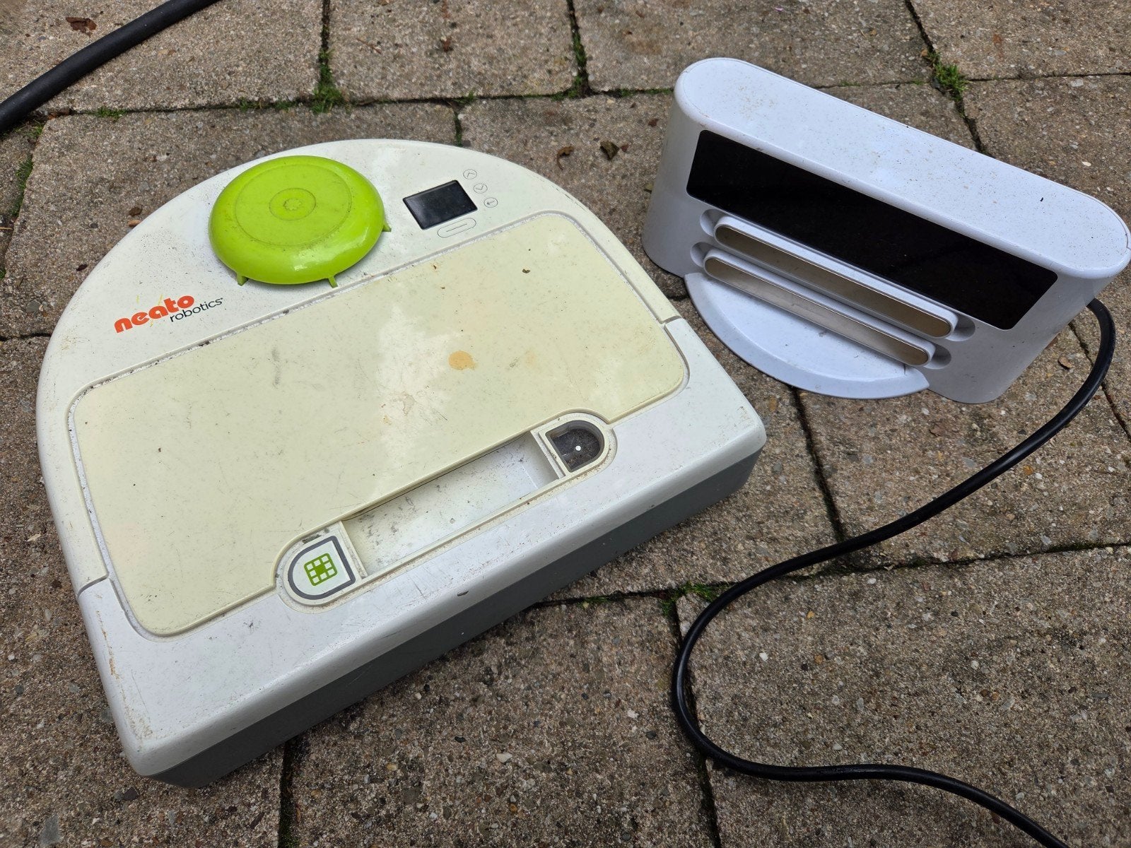 Neato Robotstofzuiger - Voor de handige Harry, Ophalen of Verzenden, Draadloos, Robotstofzuiger, Neato