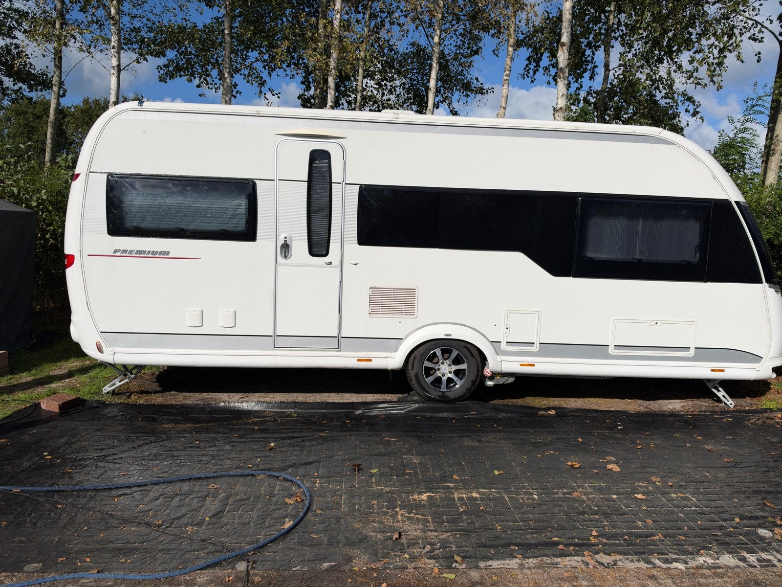 Hobby 560 UL Premium 2016 - Luxe Caravan, Caravans en Kamperen, Rondzit, Hobby, Particulier, 6 tot 7 meter
