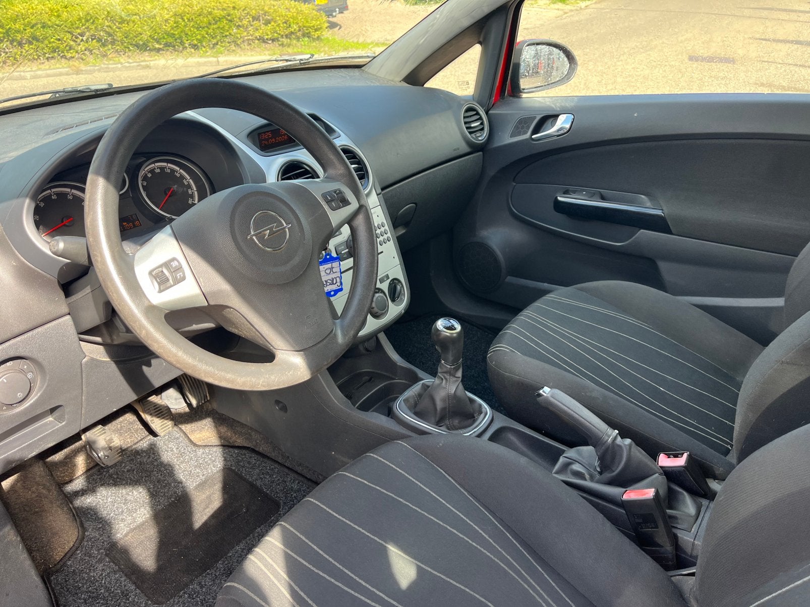 Opel Corsa 1.2 16V Business 110.917km APK 24/9/2027, Auto's, Voorwielaandrijving, 40 €/maand, 1229 cc, Origineel Nederlands