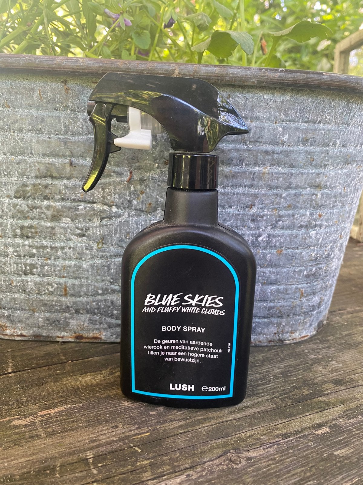 Lush blue skies and fluffy white clouds body spray, Ophalen of Verzenden, Nieuw