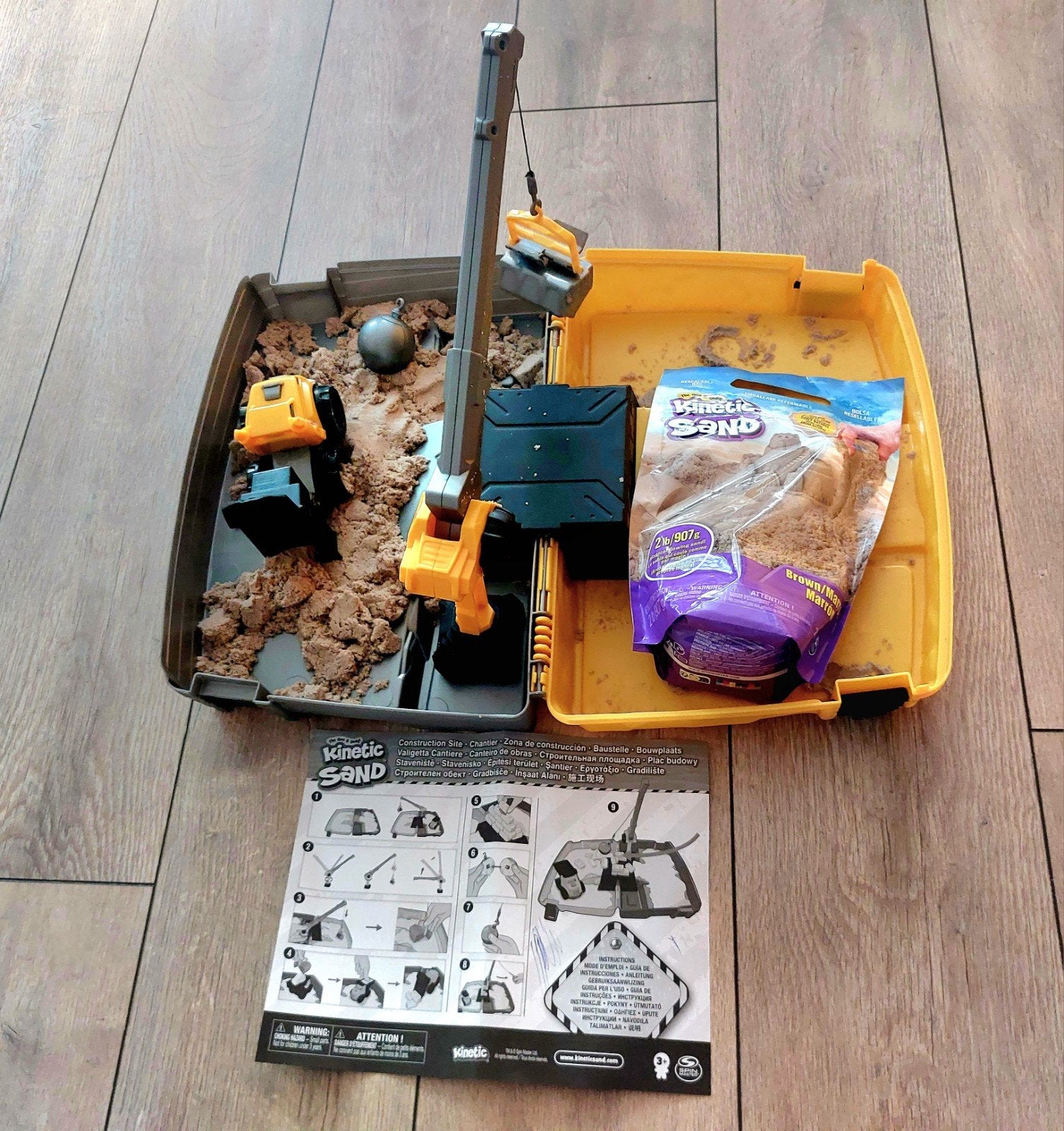 Kinetic Sand Bouwplaats Speelset met nieuw Zand en Voertuige, Ophalen of Verzenden, Zo goed als nieuw
