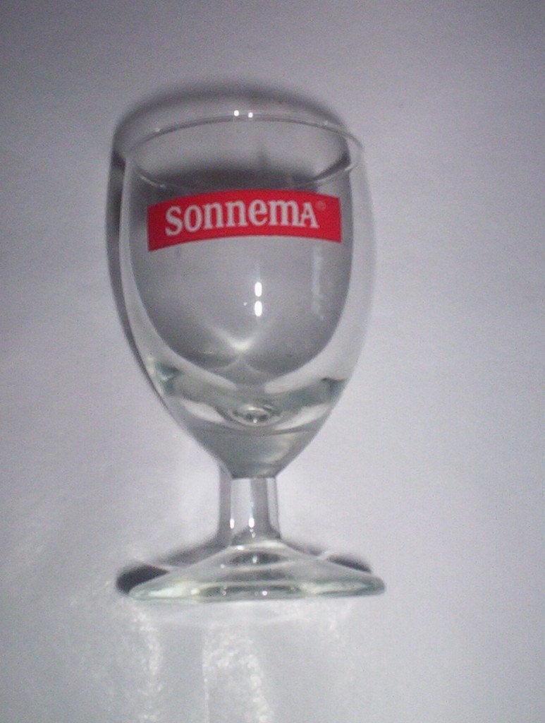 borrelglaasje sonnema (vlgnr 1), Ophalen of Verzenden, Zo goed als nieuw, Borrel- of Shotglas