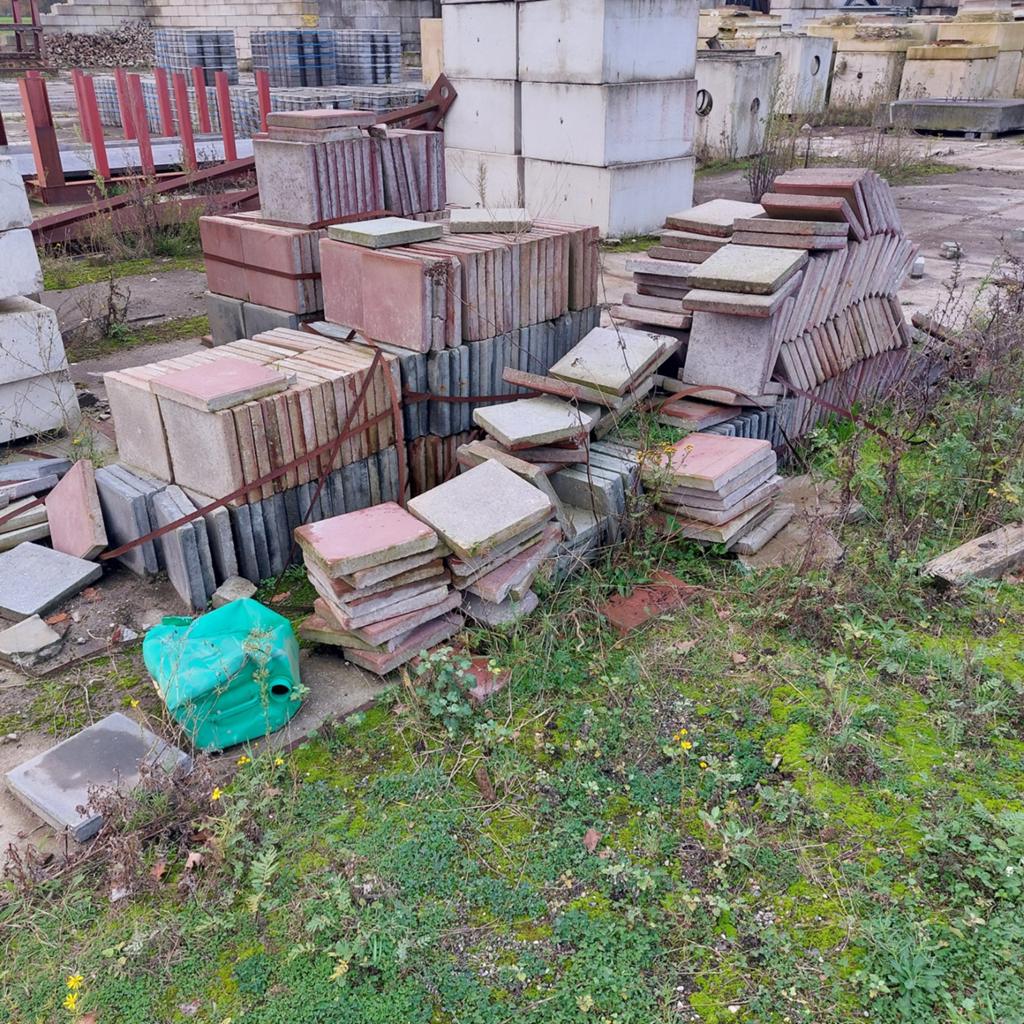 Betontegels, Doe-het-zelf en Verbouw, Metselstenen, Ophalen, Bakstenen