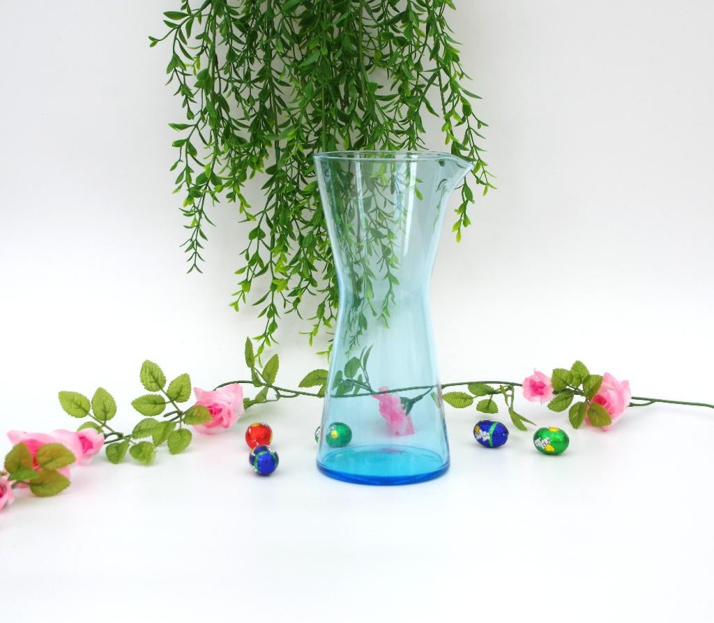Iittala Kaj Franck - Kartio karaf -  licht blauw, Gebruikt, Overige typen, Ophalen of Verzenden, Glas