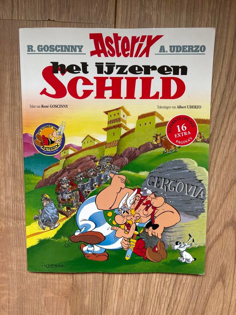 Asterix: Het IJzeren Schild - Speciale Uitgave, Boeken, Stripboeken, Eén stripboek, Ophalen of Verzenden, Zo goed als nieuw