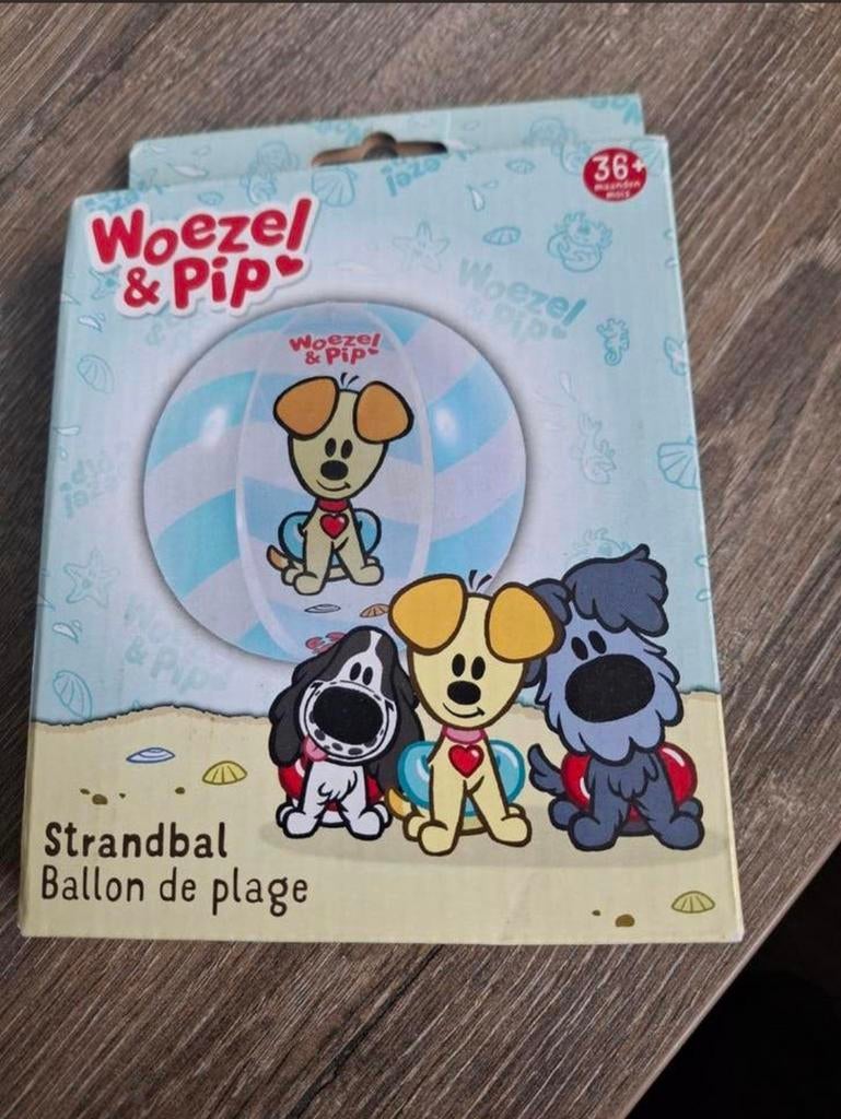 Nieuw woezel en pip strandbal, Ophalen of Verzenden, Nieuw