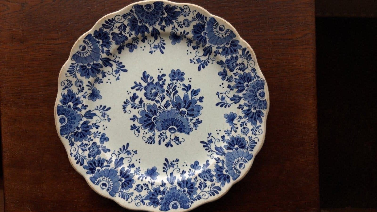 Boch Frères Keramis 'Delfts' bord - Blauw-wit bloemmotief, Ophalen of Verzenden