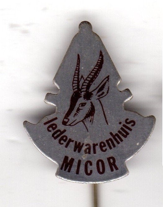 Speldje LEDERWARENHUIS MICOR GAZELLE (A9), Verzamelen, Ophalen of Verzenden, Gebruikt, Overige onderwerpen